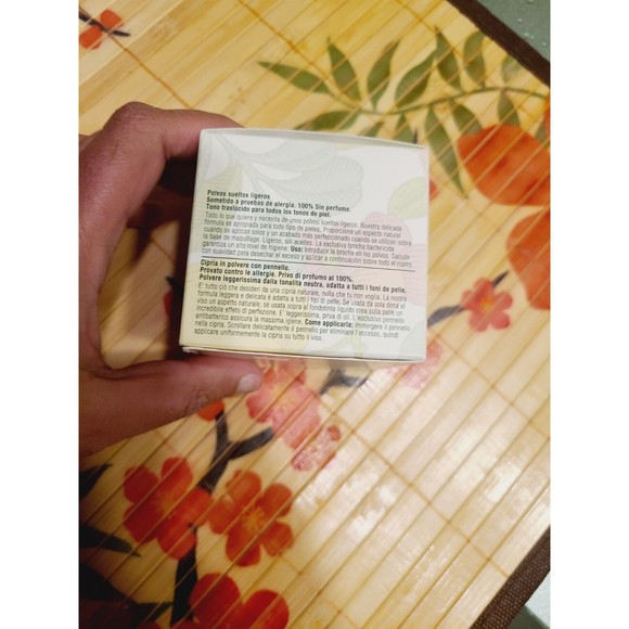 New Clinique Blended Face Powder TRANSPARENCY 5 (D) w/ Brush Loose Powder in box - Picture 4 of 8